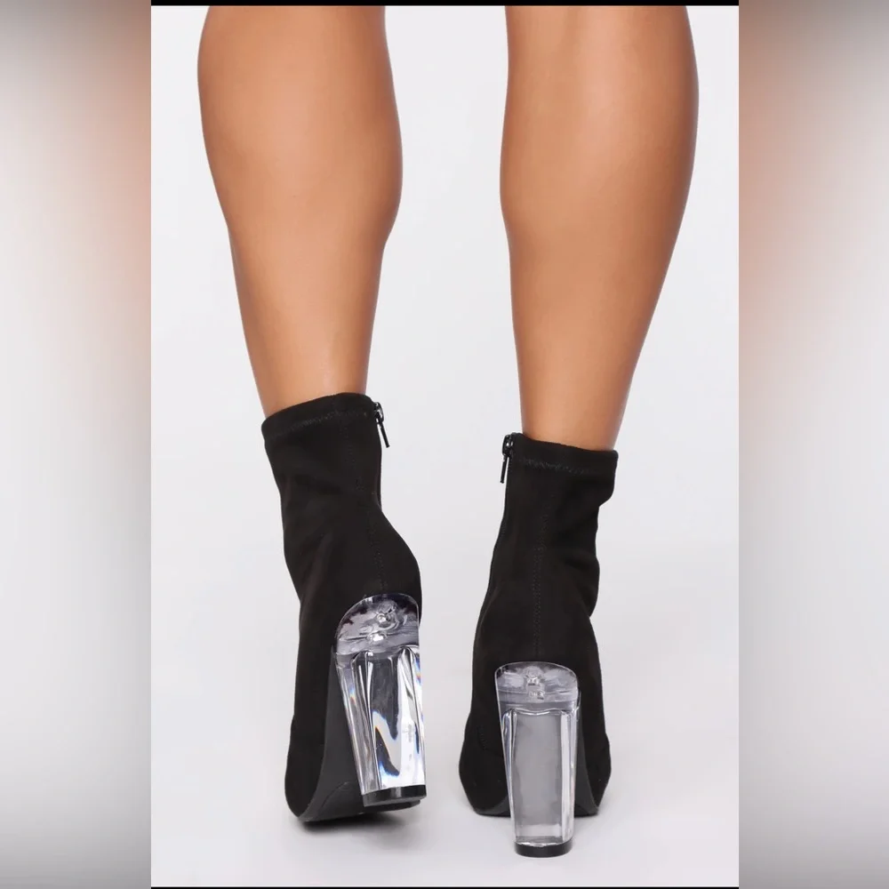 NIB Fashion Nova Luna Ankle Bootie - Picture 10 of 10
